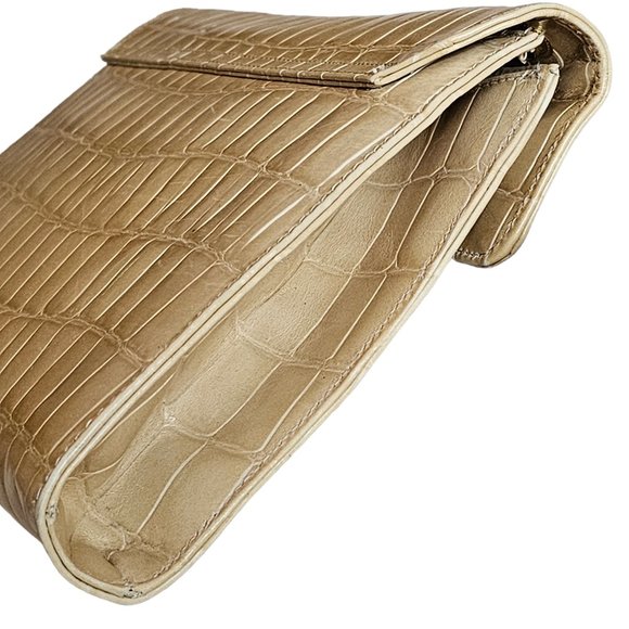 MADE IN ITALY Croc Embossed Ivory Patent Leather Clutch Crossbody - Picture 8 of 13